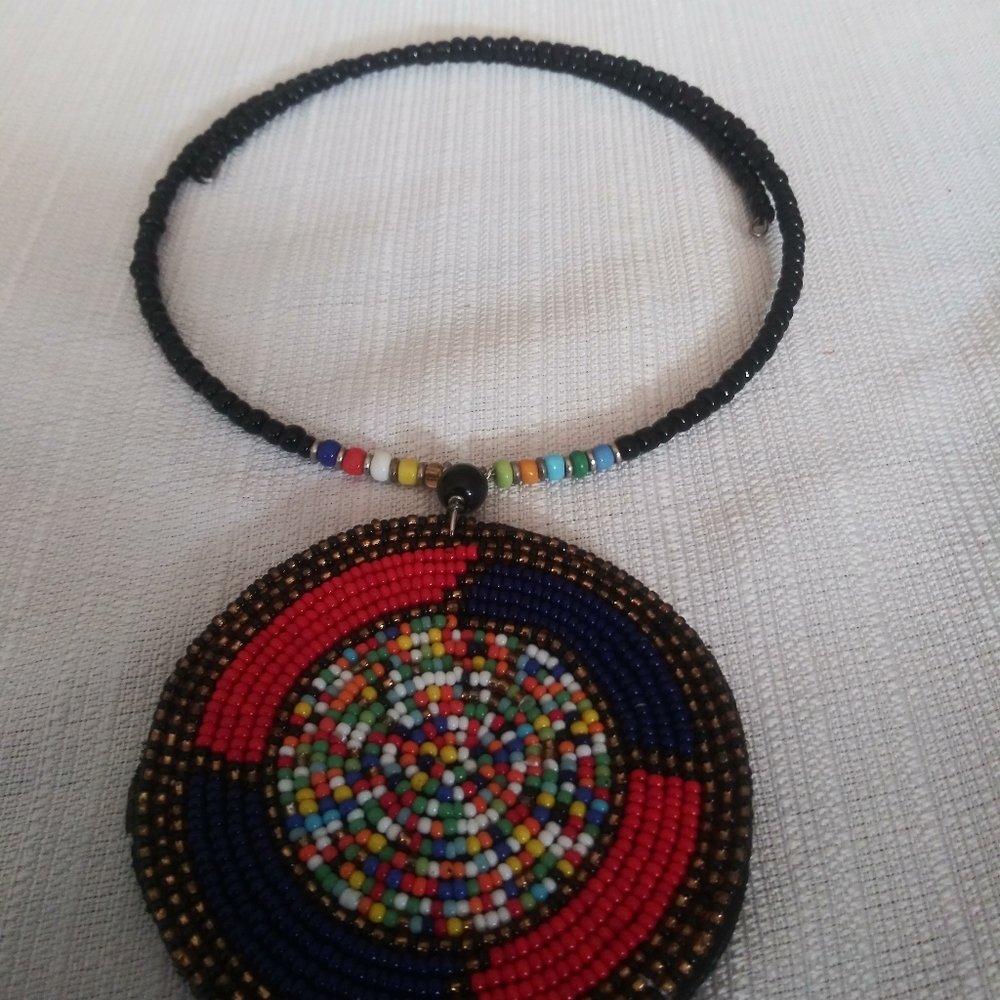 African Handmade Necklace - Picture 3 of 4
